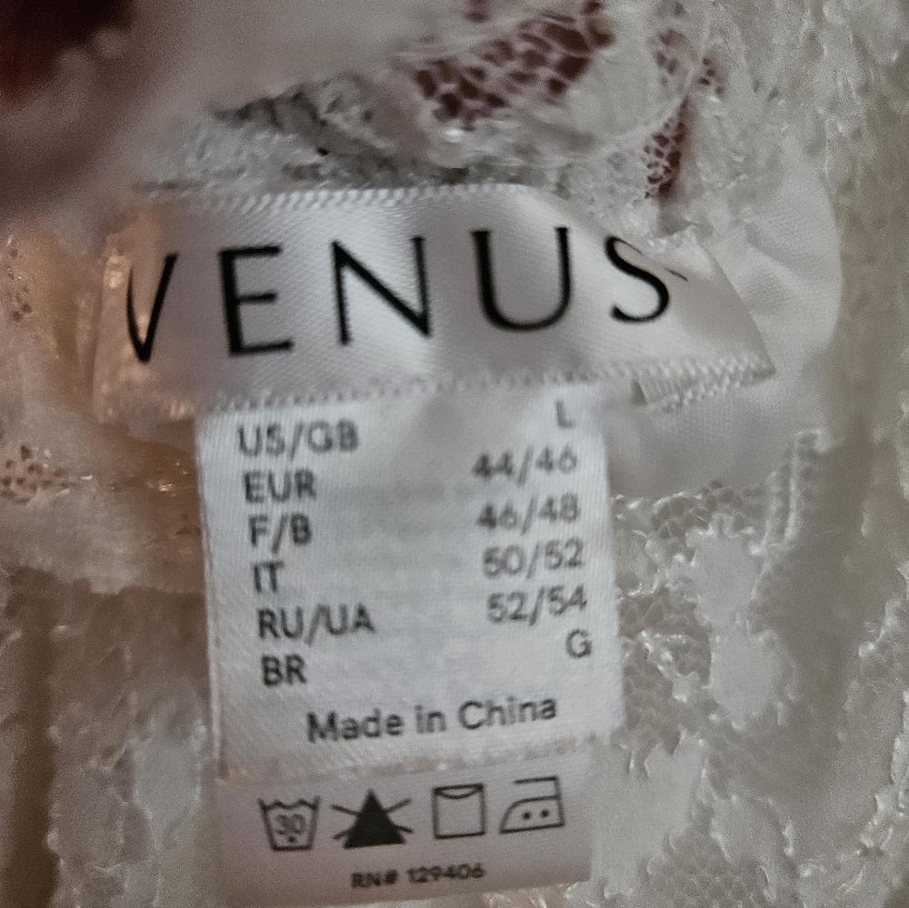 VENUS White Textured Blouse - Picture 2 of 2